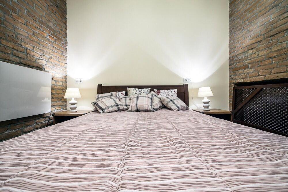 Austrian Apartment Lviv Buitenkant foto